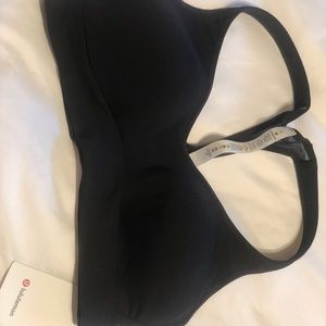 Lululemon sports bra size 8 -34c/d
